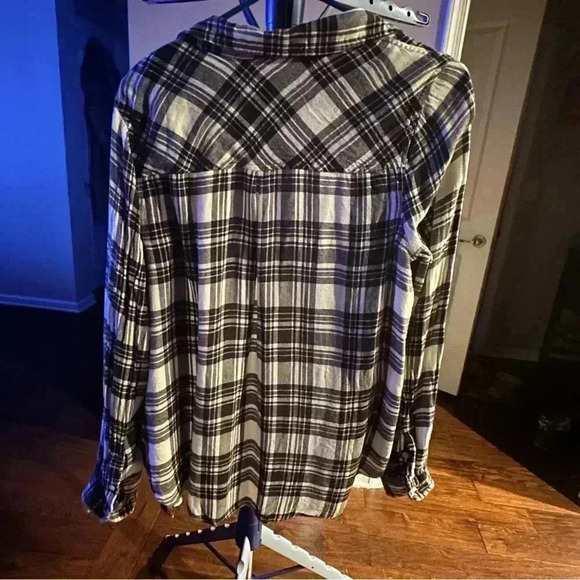 Large LUCKY BRAND Button Down Long Sleeve Top - Picture 7 of 9